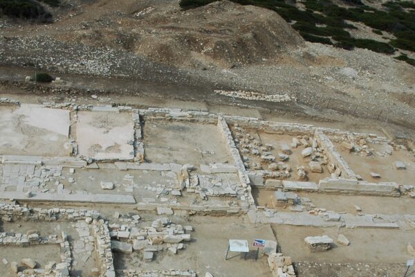 3.par_.2-mazi-me-katospi-me-faseis-1